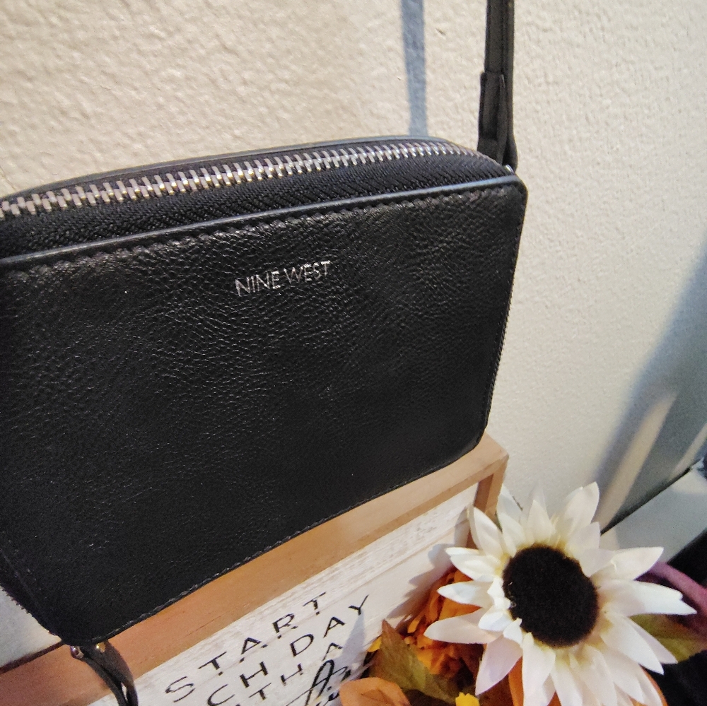 Nine West Black Textured Crossbody Bag